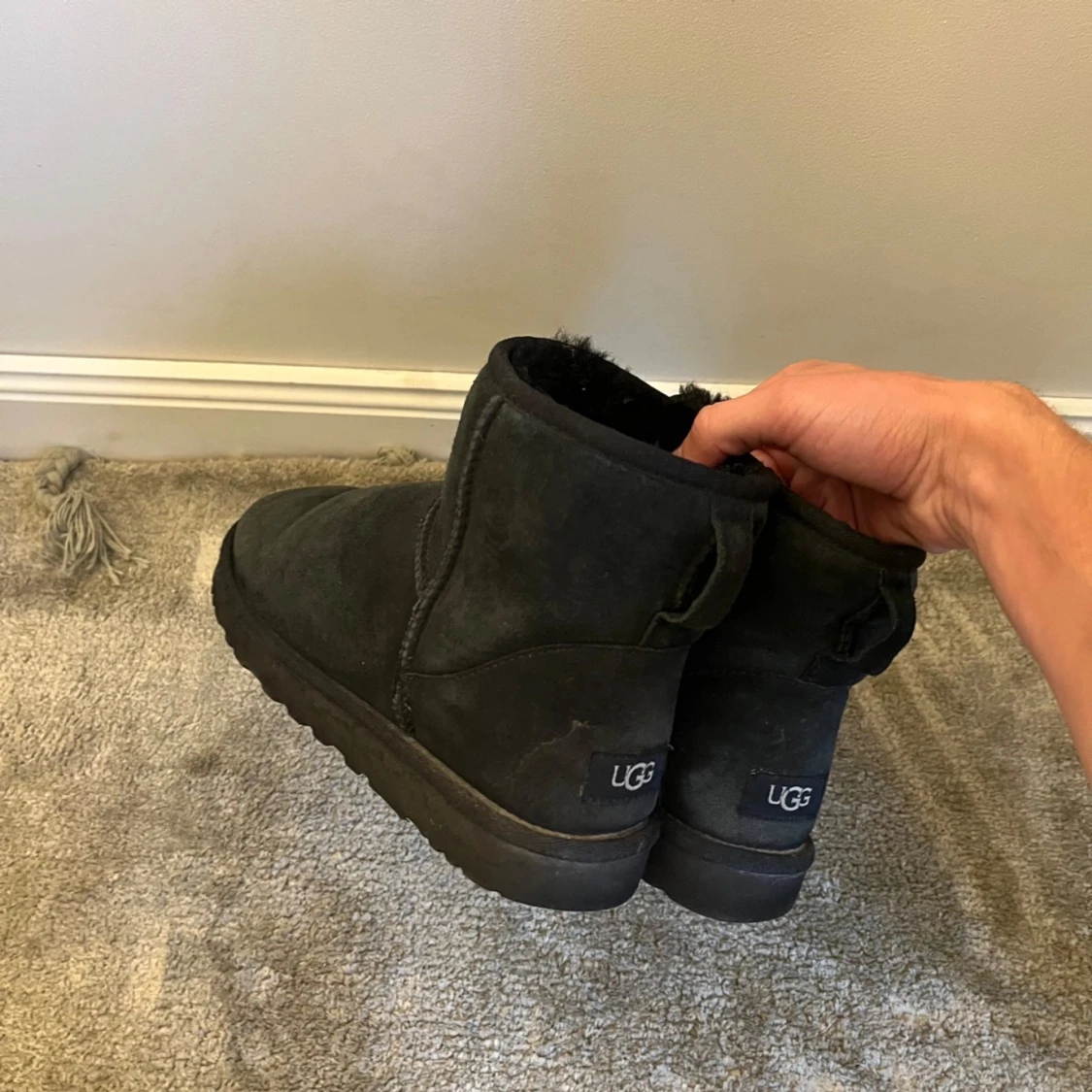 Uggs  - 3