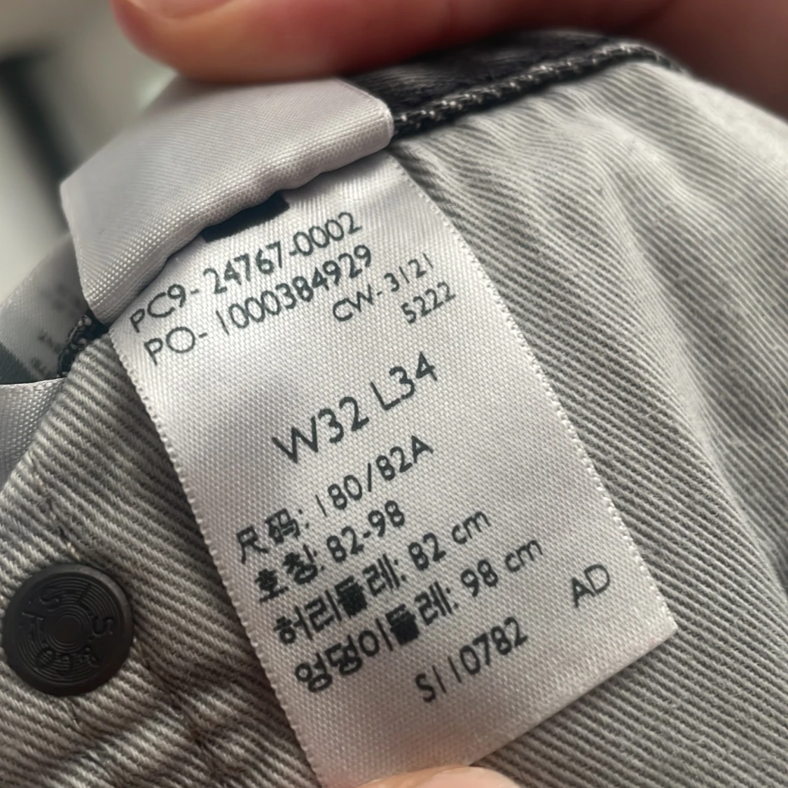 Levi's 522 svarta jeans W32 L34 - 2