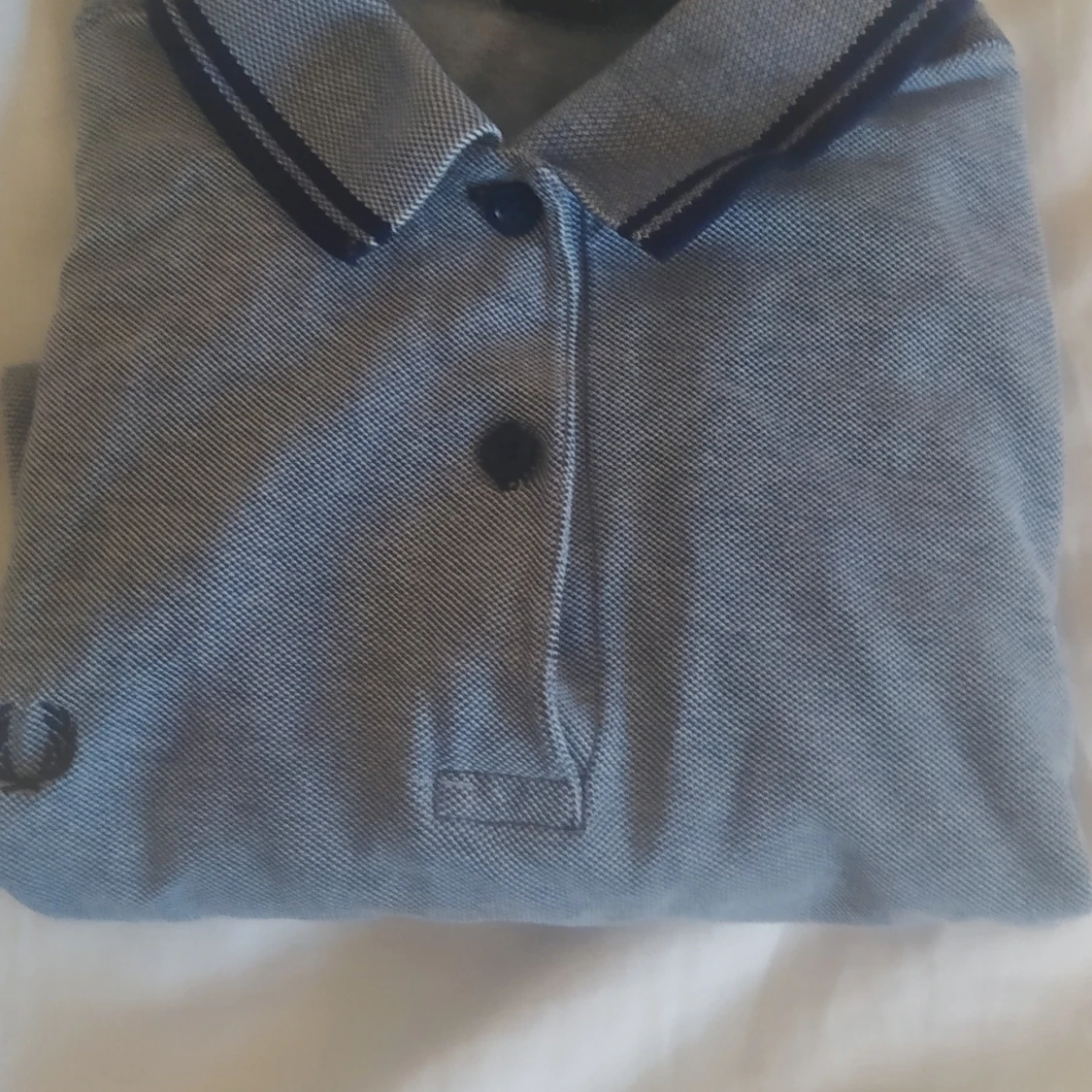 Blå Fred Perry pikéskjorta slim fit