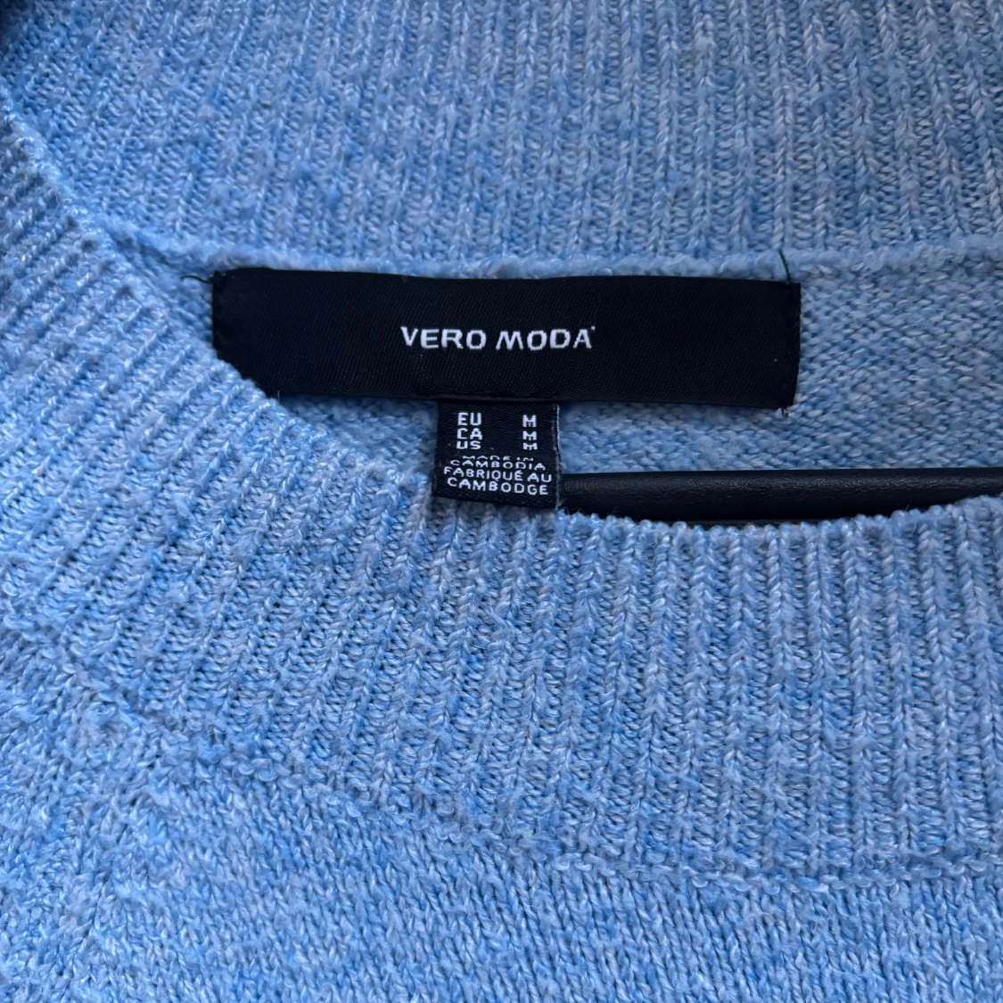 Ljusblå stickad tröja från Vero Moda - 3