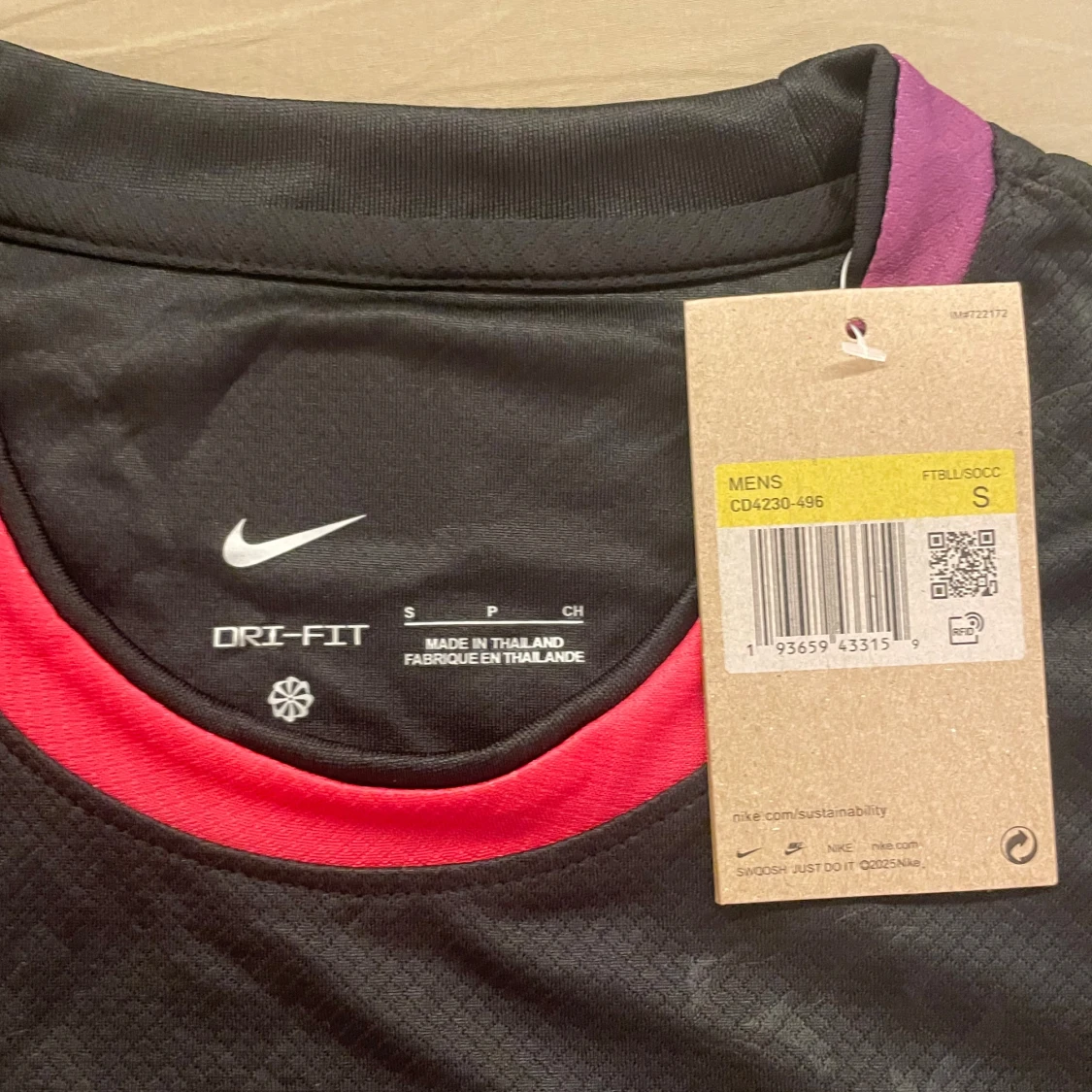 Svart PSG x Nike fotbollströja - 4