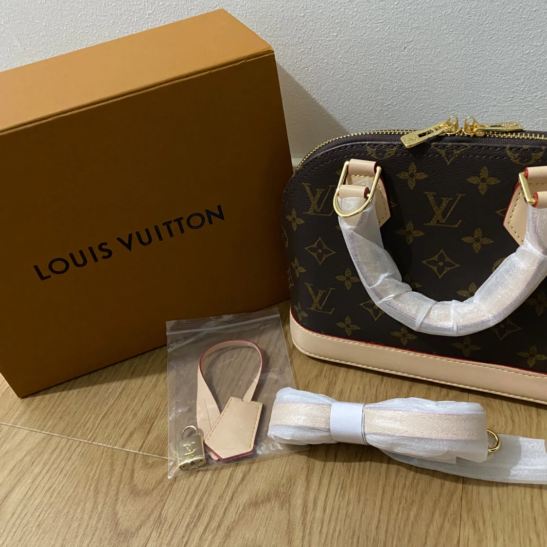 Louis Vuitton monogram handväska - 4