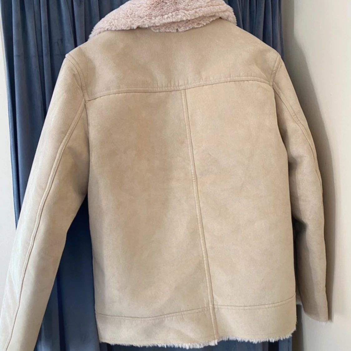 Beige jacka från hm, strl 36 - 1