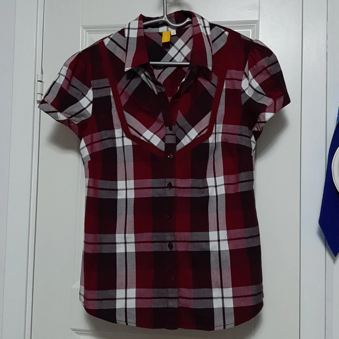 Rutig kortärmad skjorta från 365 Sunshine