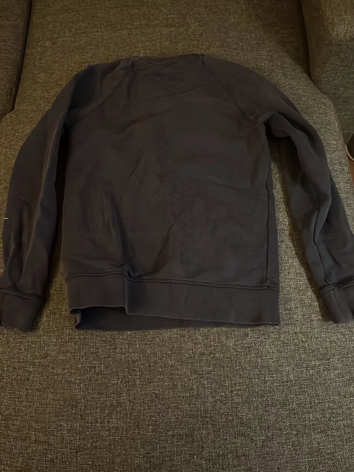 Mörkblå sweatshirt från GANT - 1