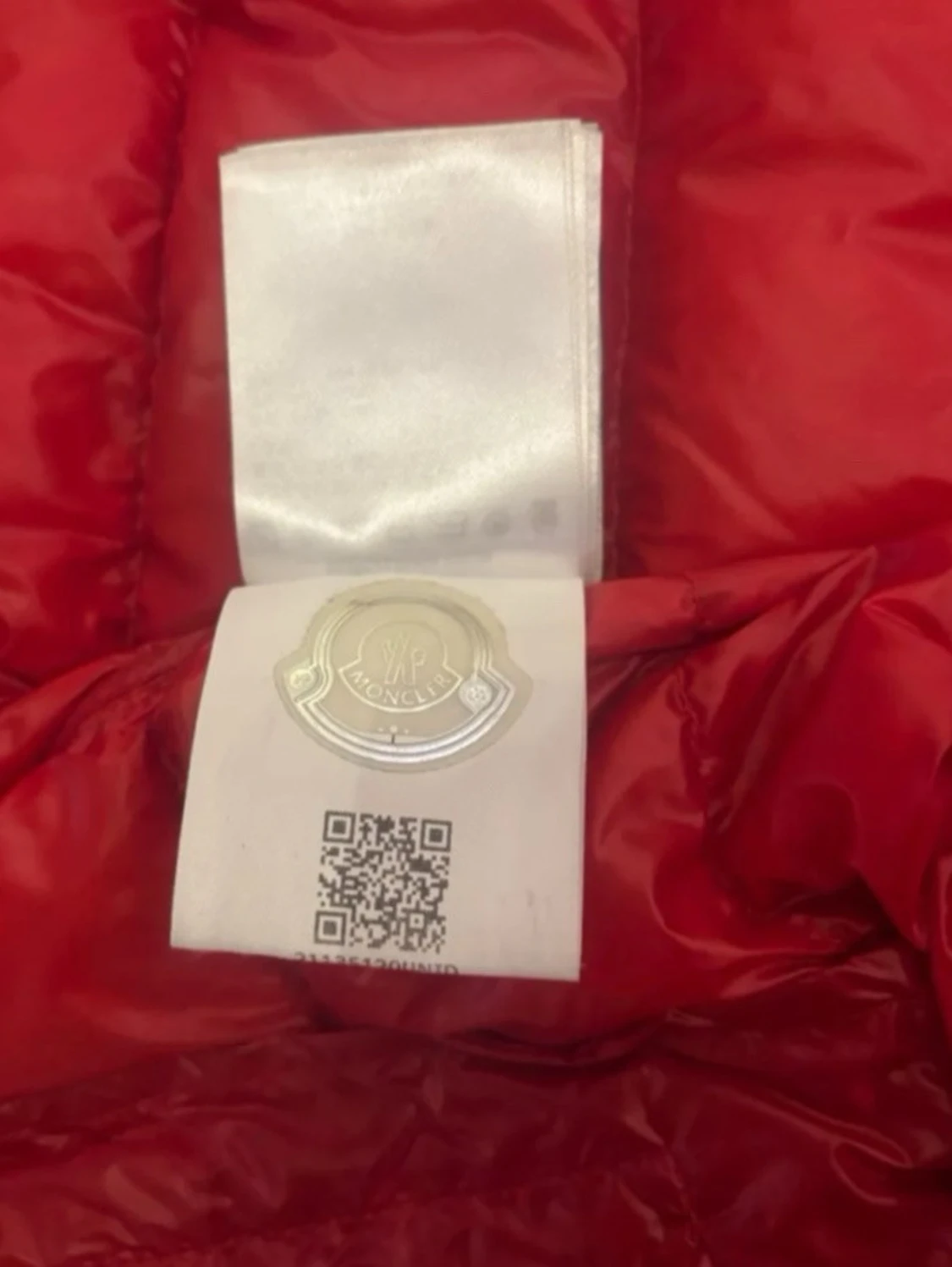 Röd dunjacka från Moncler - 4