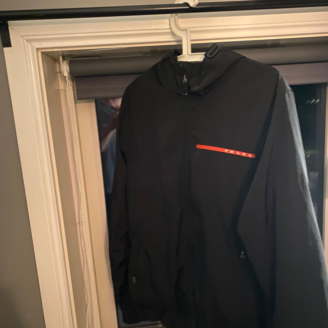 Svart vindjacka från Prada - 1