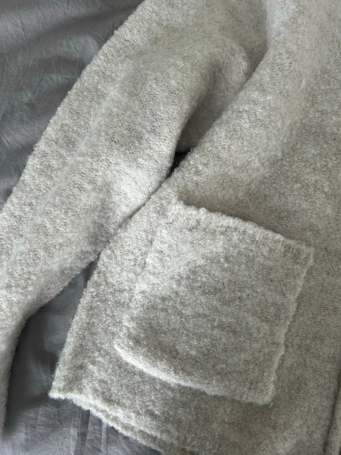 Beige fluffig kofta från Isolde - 4