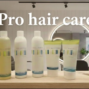 Sprinke Colour Care Shampoo & balsam - Set med Sprinke Colour Care Shampoo och balsam, perfekt för hela familjen Schampot är milt rengörande och färgbevarande, kan användas dagligen. Innehåller bland annat betaine och parfym.