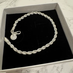 Armband  silverpläterad 925 - Ny och oanvänd