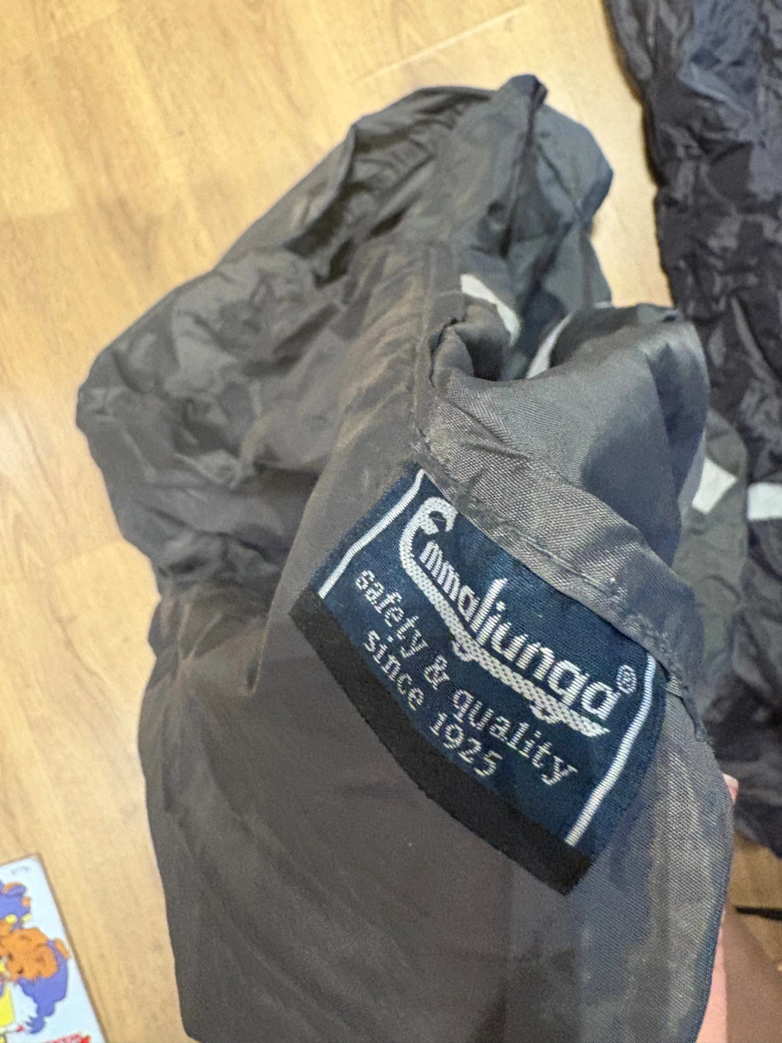 Grå täckbyxor från Emmaljunga