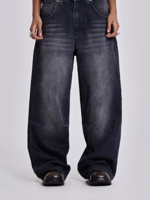 Jaded London Colossus Jeans Washed Black - Jaded London jeans i washed black, baggy och låg till medel midja. Använda ett fåtal gånger (2-3 gånger), utan några tecken på användning. W30/EU M-L. Dm vid mer information.