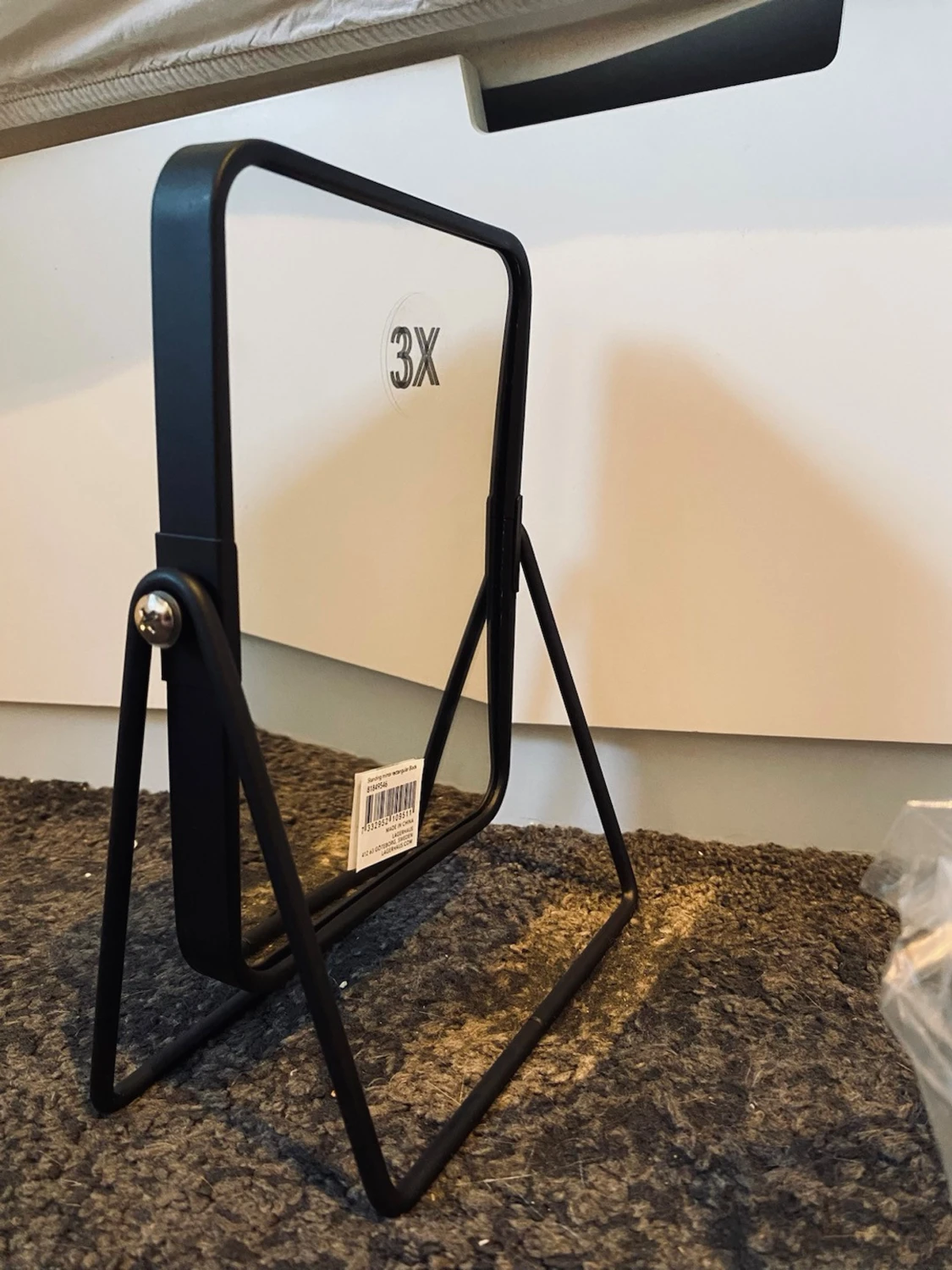 Svart sminkspegel med 3x förstoring - 1