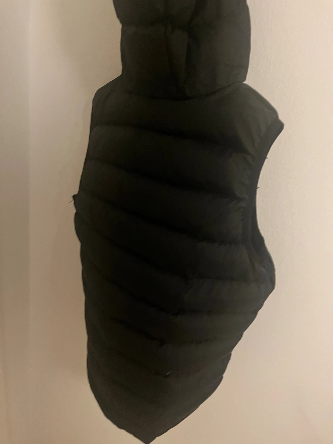 Svart dunväst från Liverpool FC - 3