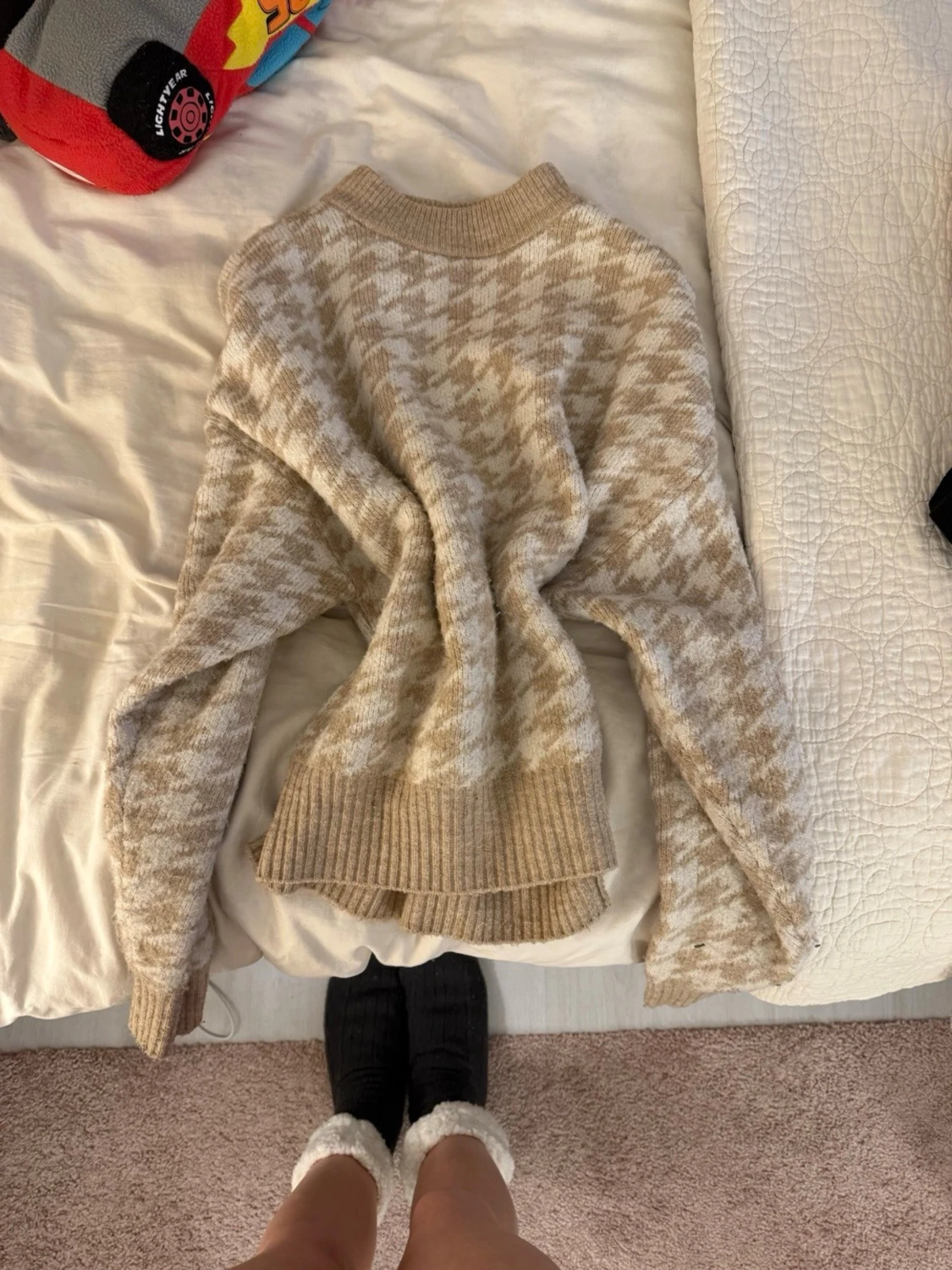 Beige stickad tröja med hundtandsmönster H&M - 2