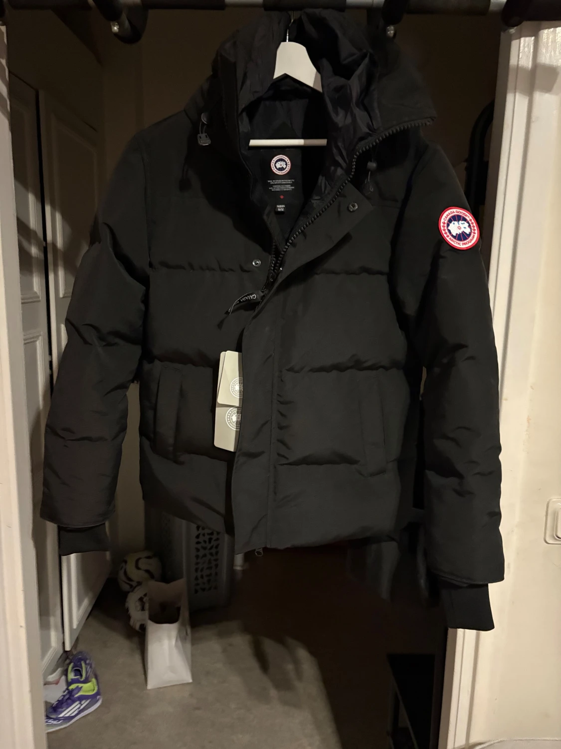 Svart pufferjacka från Canada Goose - 3