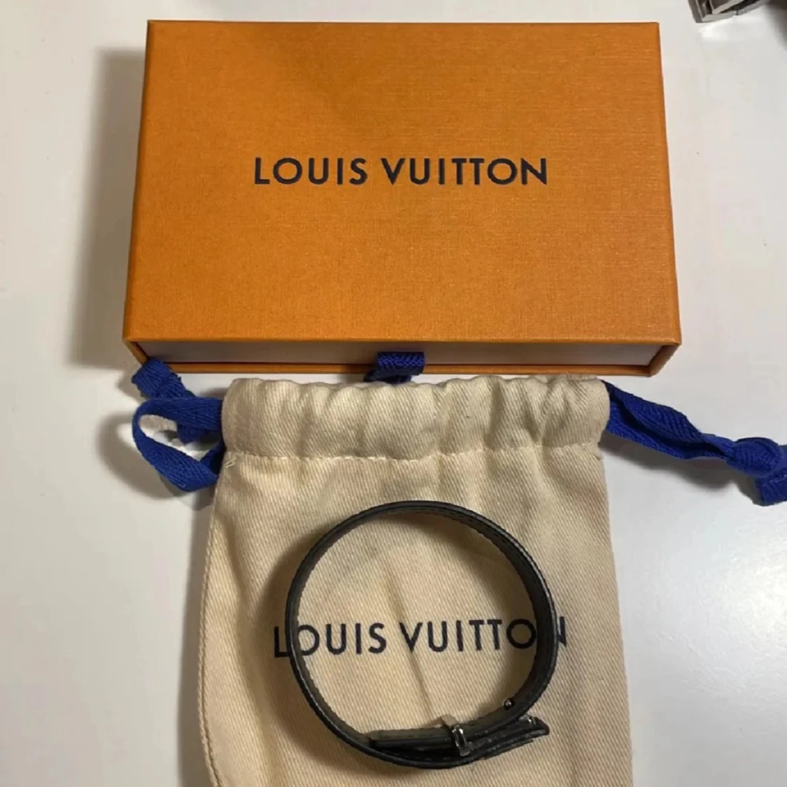 Lv armband
