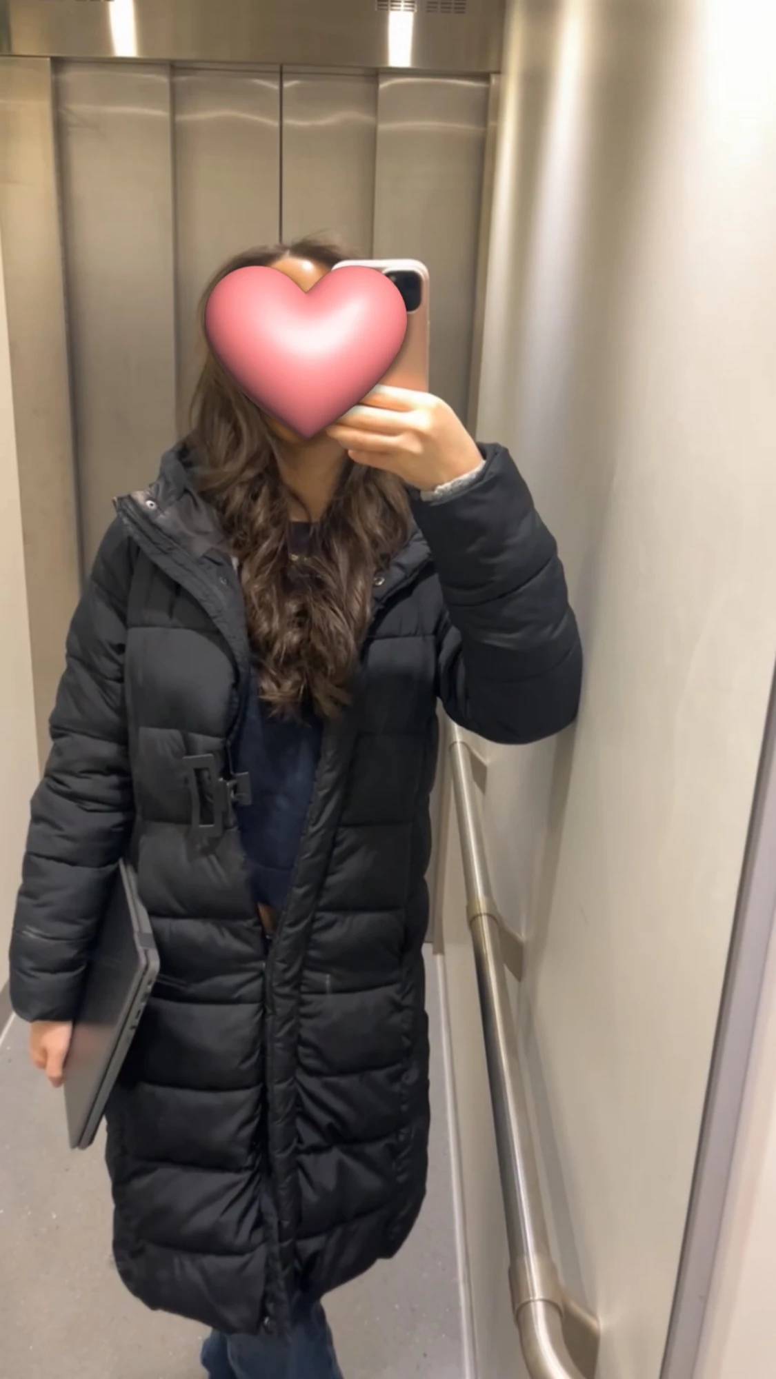 Svart lång varm pufferjacka med huva - 1