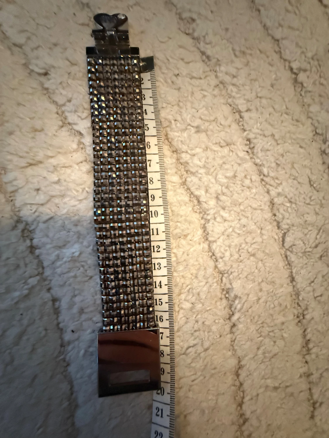 Glittrigt brett armband med hjärtdetalj - 5