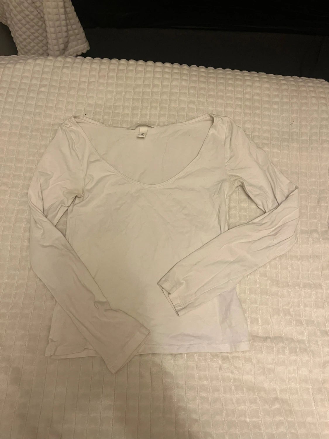 Vit långärmad basic topp