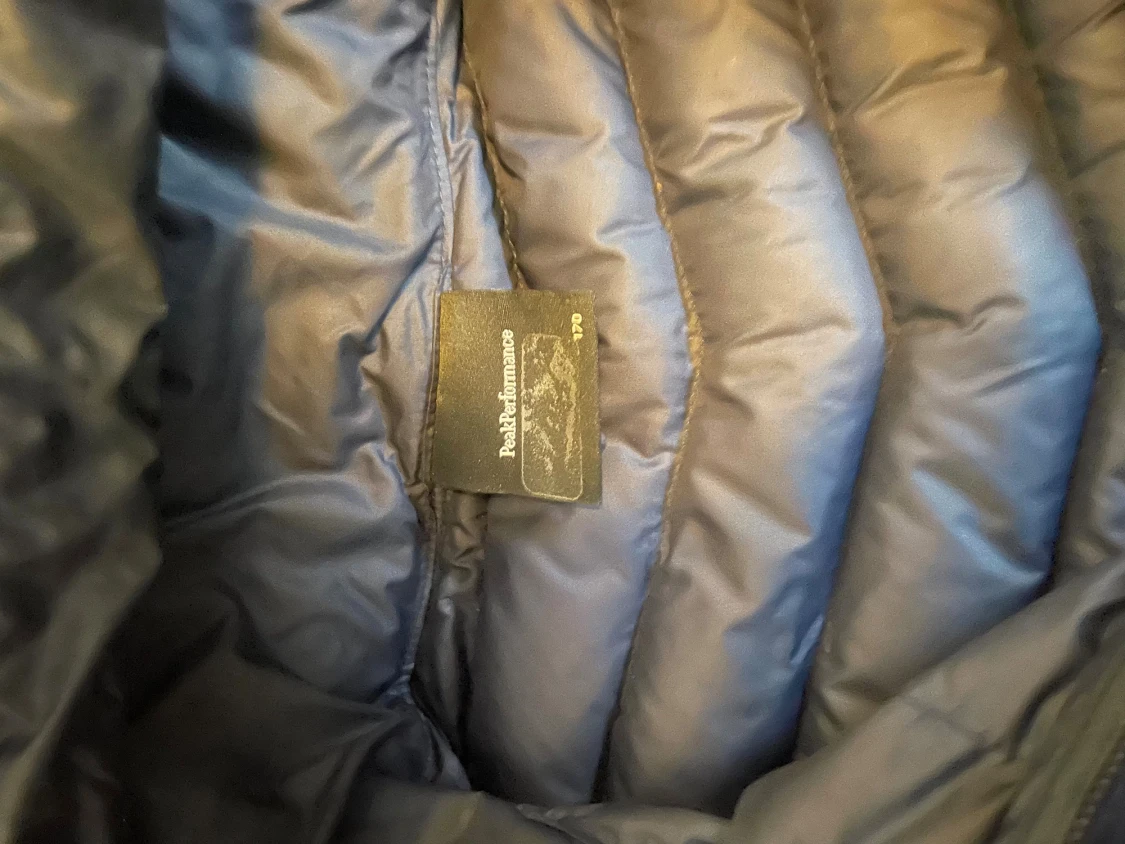 Mörkblå dunjacka Peak Performance - 3