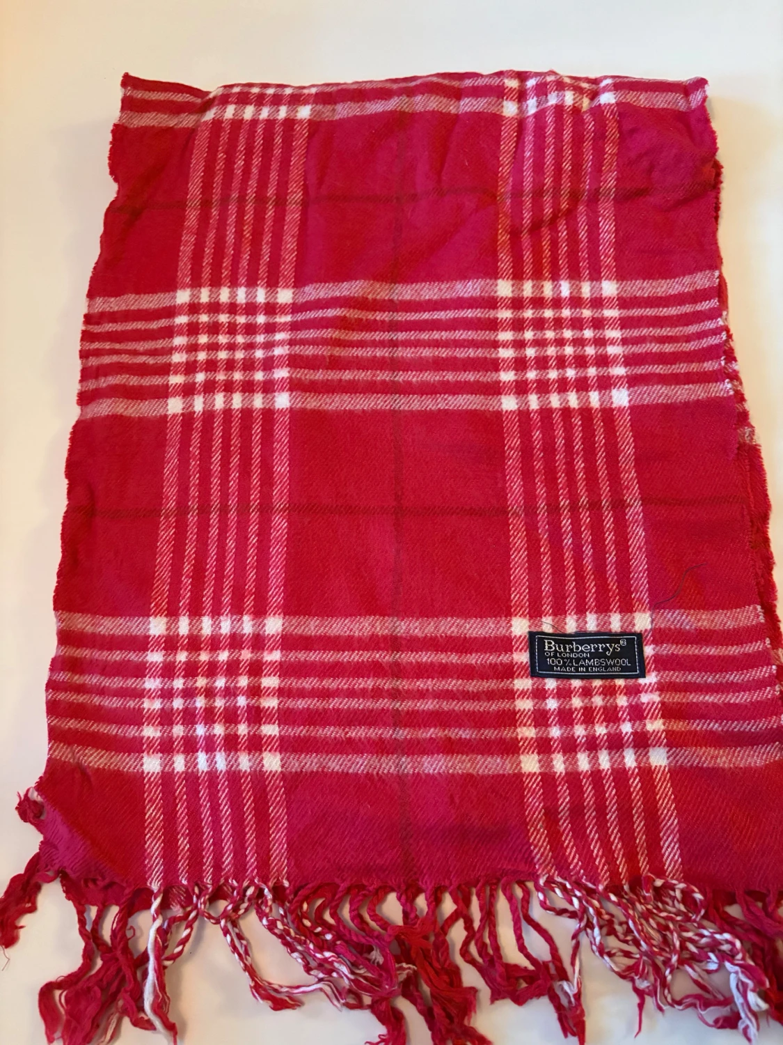 Rutig röd halsduk från Burberrys - 1
