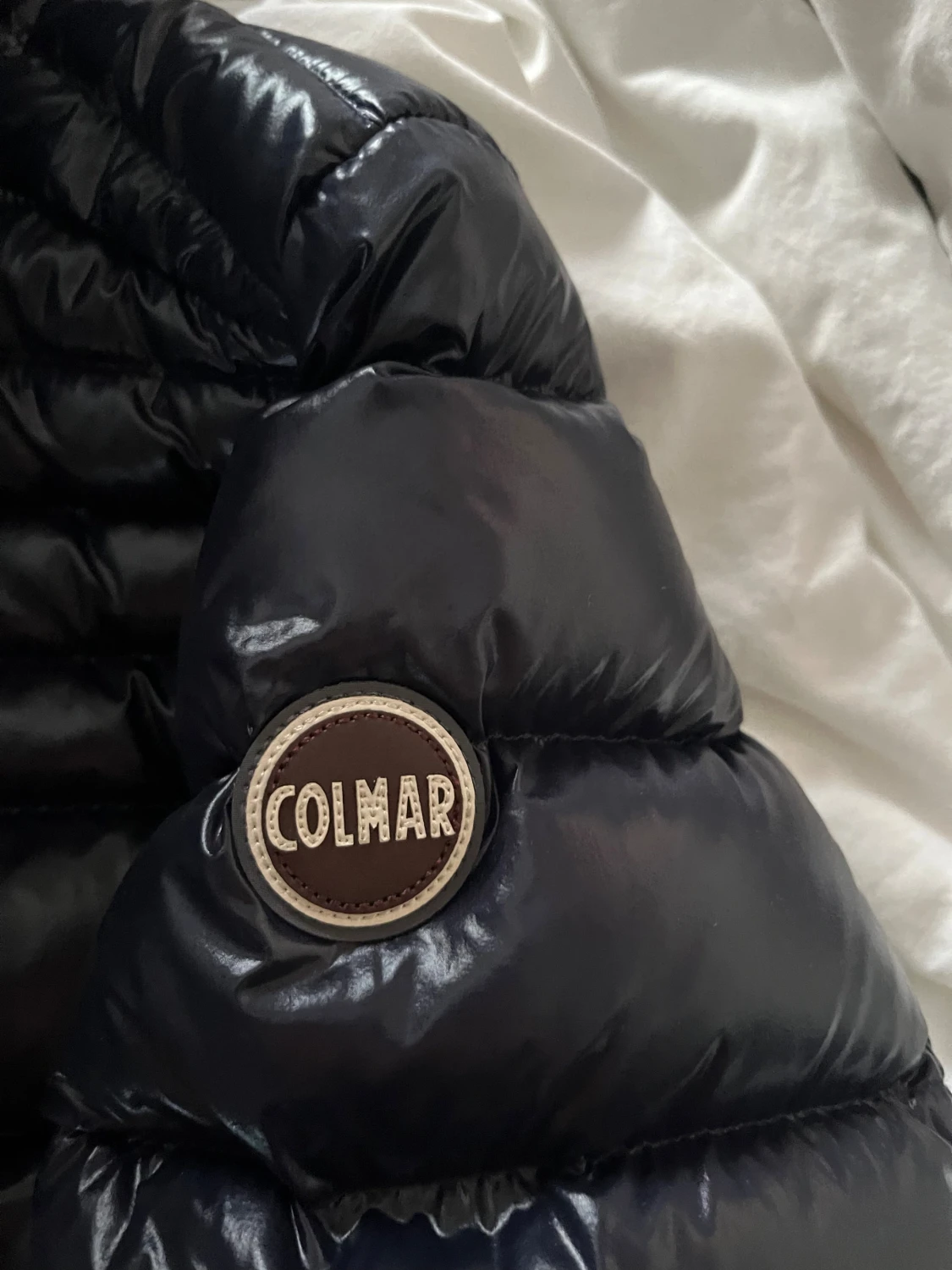 Mörkblå Colmar dunjacka strl 40 - 3