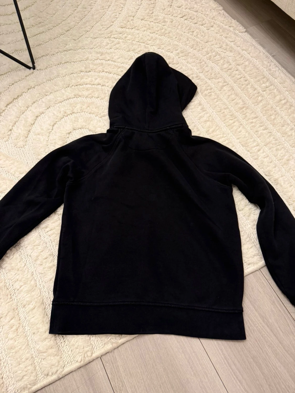 Svart hoodie från GANT med logga - 2