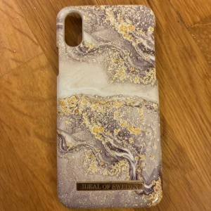 iPhone X - mobilskal från Ideal of Sweden med marmormönster 