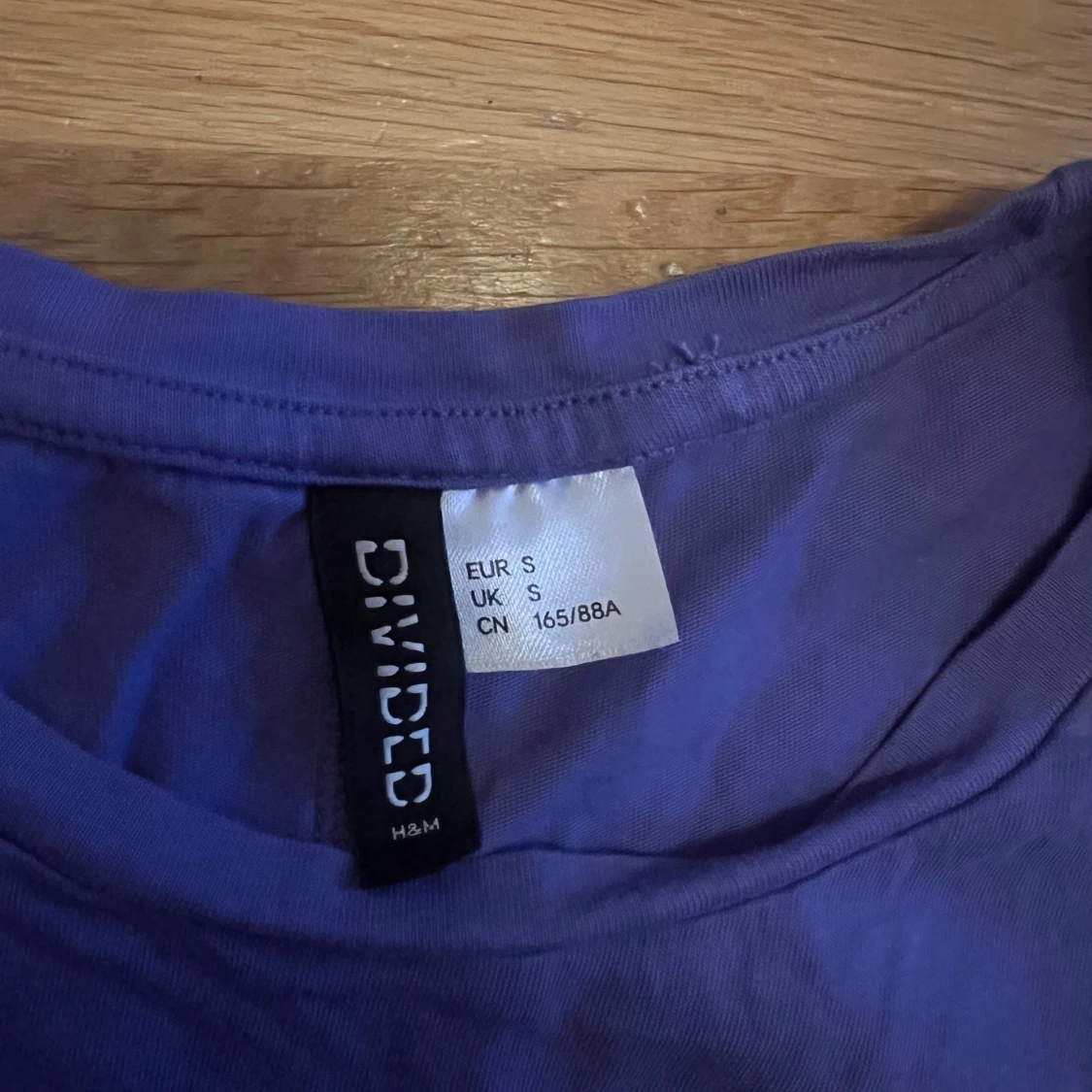 Lila croppad linnetopp från Divided H&M - 2