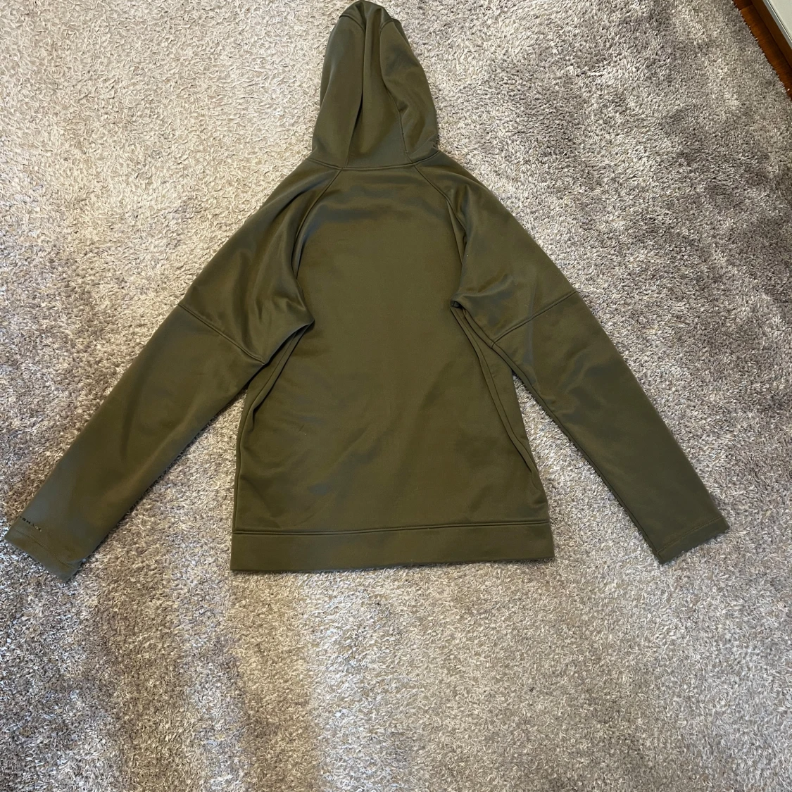 Olivgrön hoodie från Columbia - 1