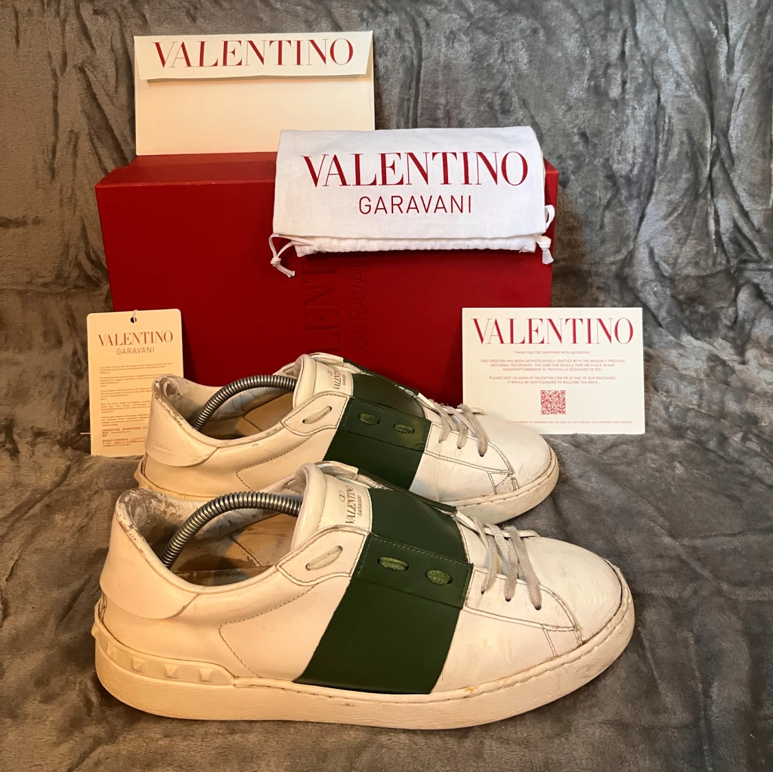 Valentino open