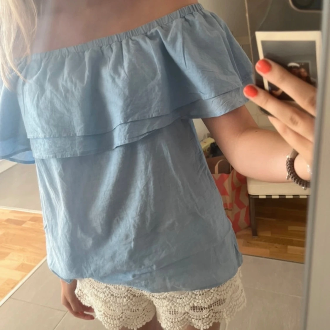 Blå off shoulder topp