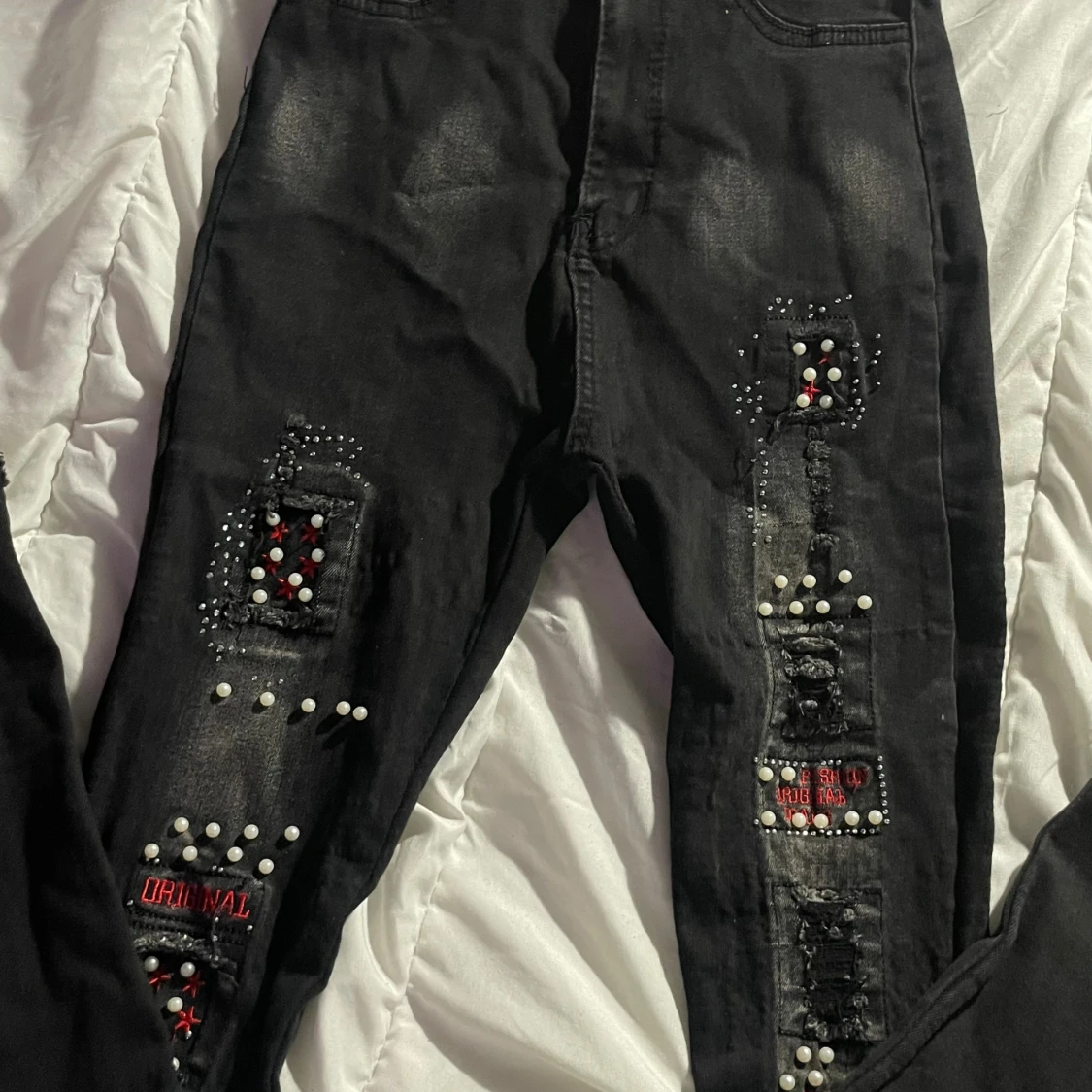 Svarta jeans med pärlor och broderi - 2