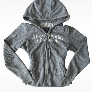 Vintage Abercrombie & Fitch zip up grey hoodie M - Vintage Abercrombie and Fitch zip up hoodie size Medium, colour grey. Great condition 