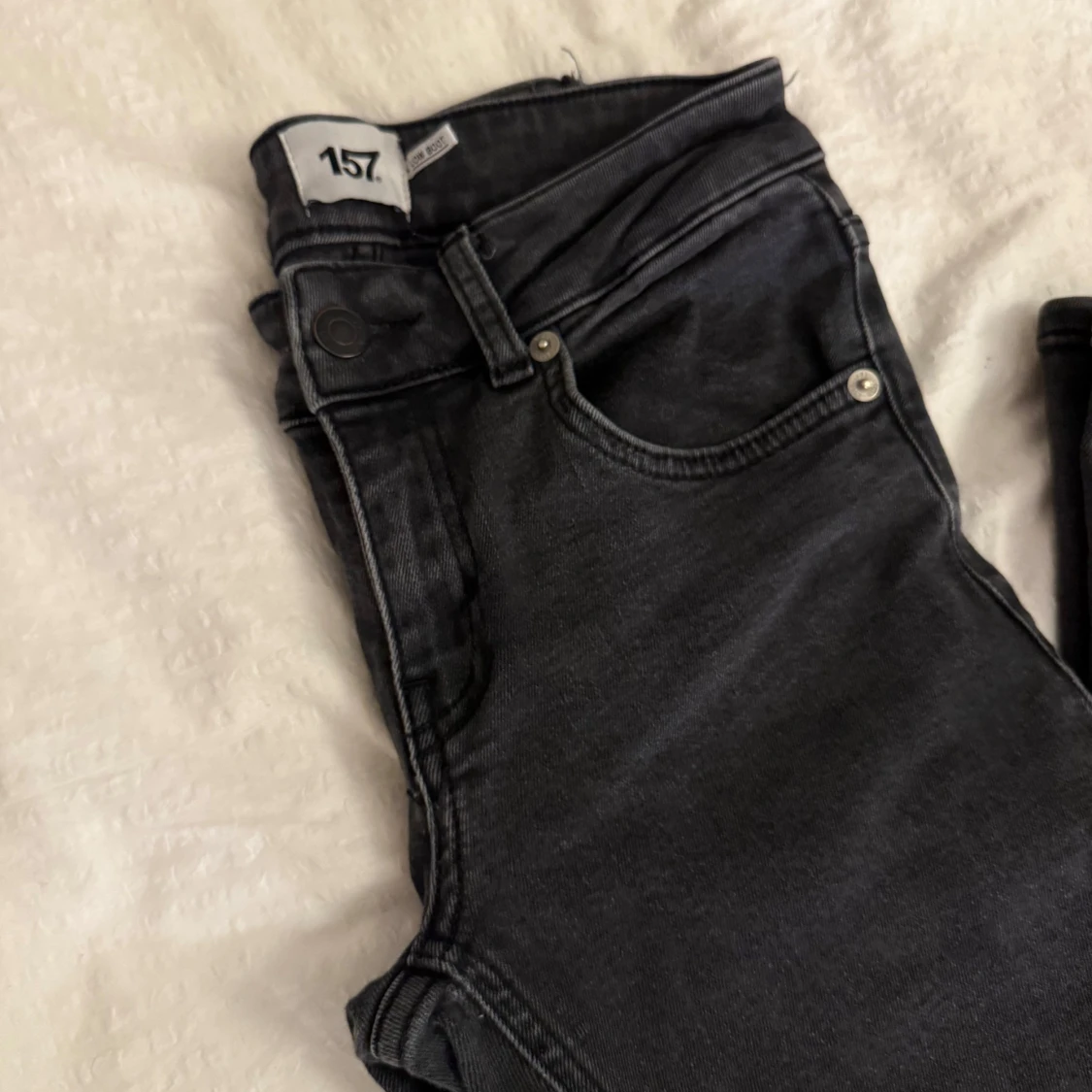 Snygga low boot jeans, svarta  - 2