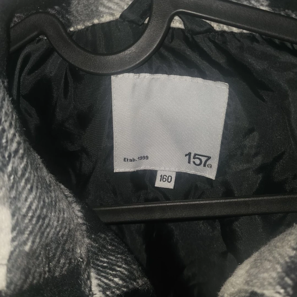 Rutig overshirt från 157 i svartvitt - 2