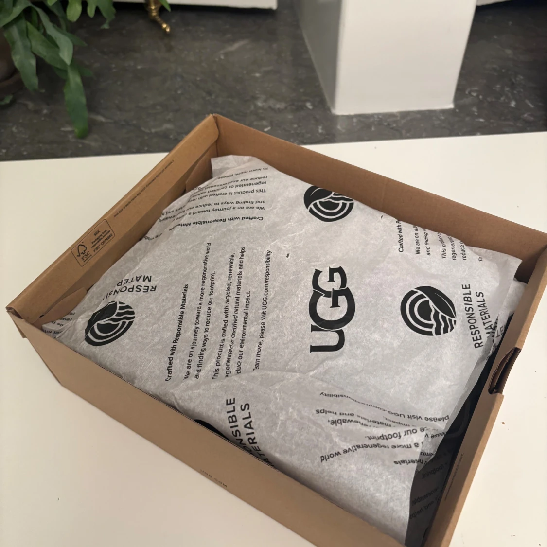 Grå UGG boots i mocka