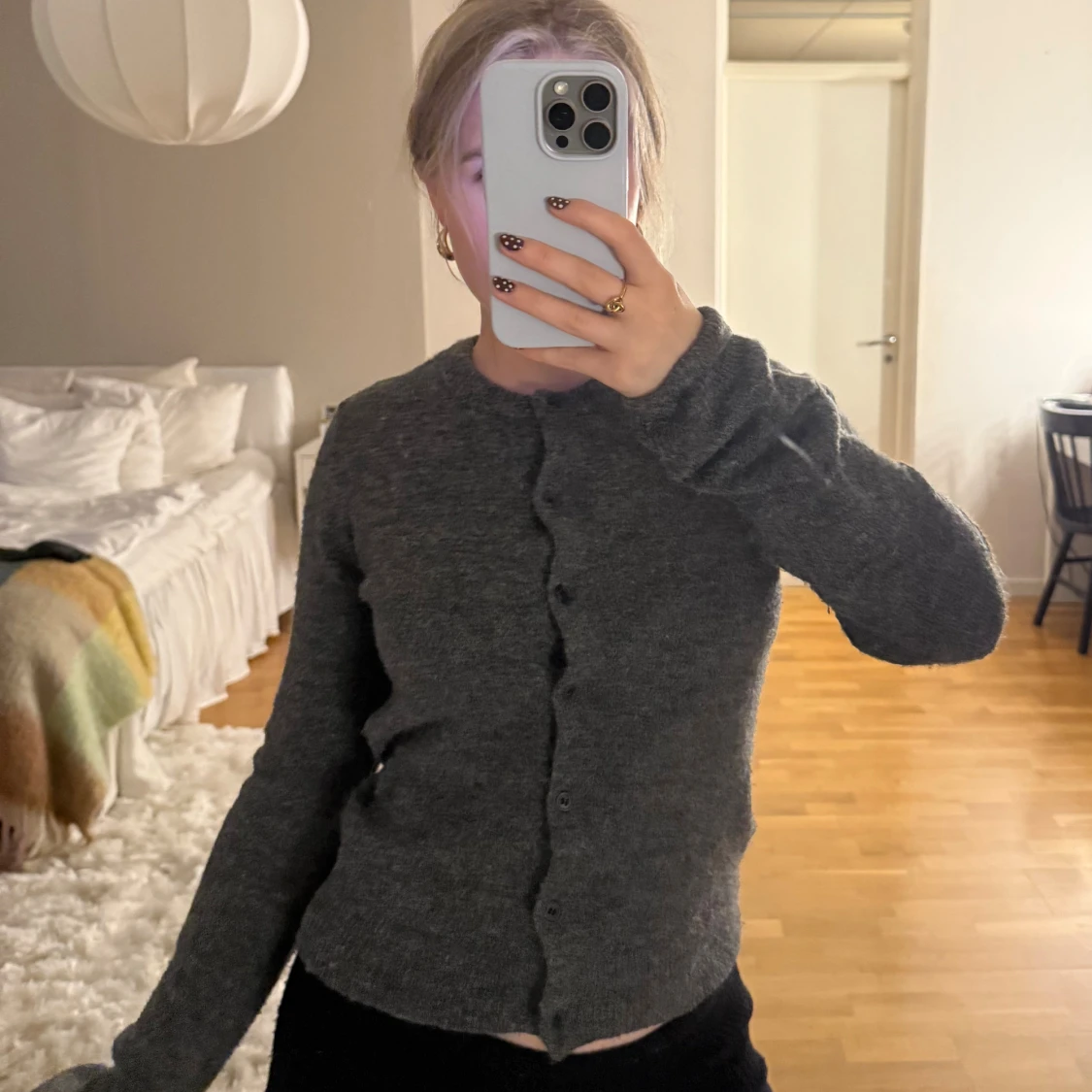 Fin stickad grå kofta, perfekt i höst - 2