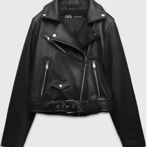 Skinnjacka Zara  - Säljer denna superfina skinnjacka från Zara. Jackan är i nyskick och helt oanvänd 💕