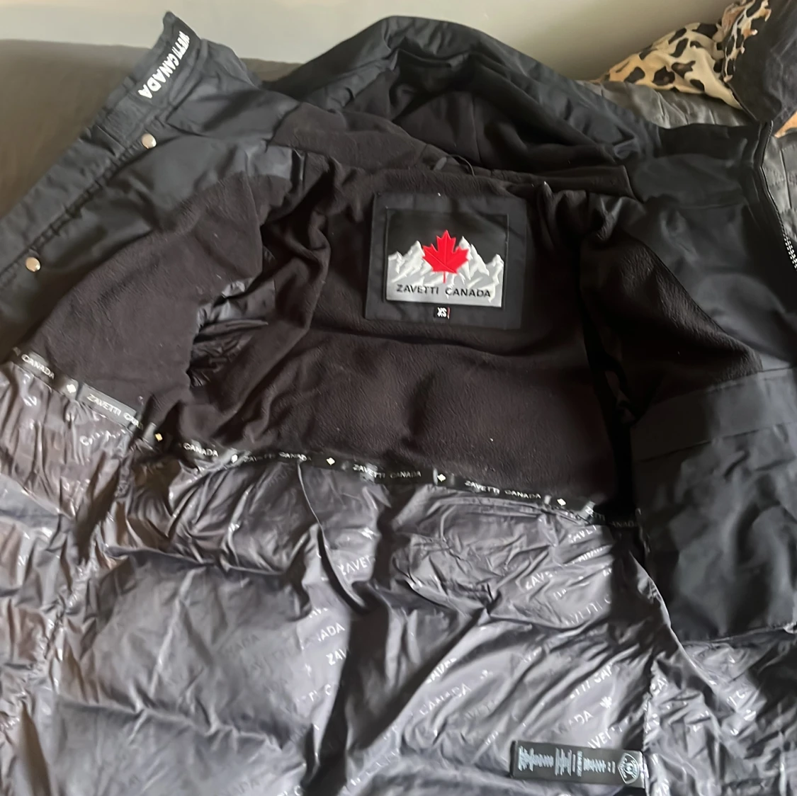 Svart pufferjacka Zavetti Canada XS - 2