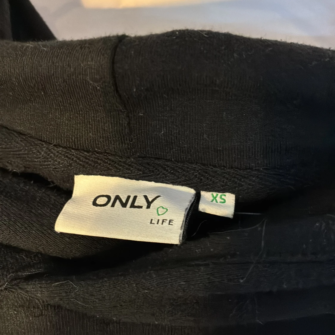 Hoodie med knyt  - 3