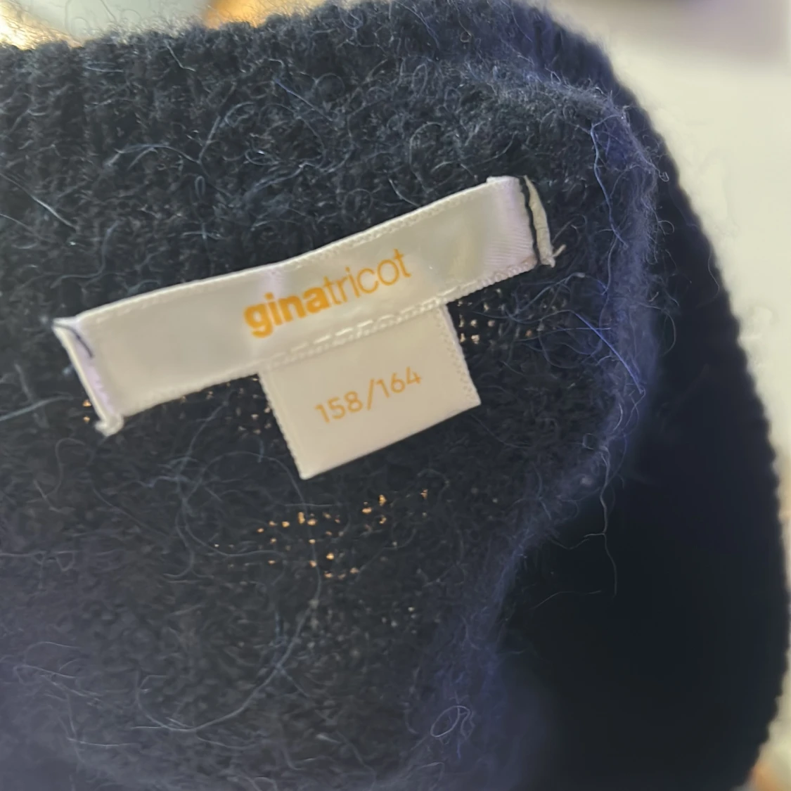 Mörkblå stickad tröja Gina Tricot - 2