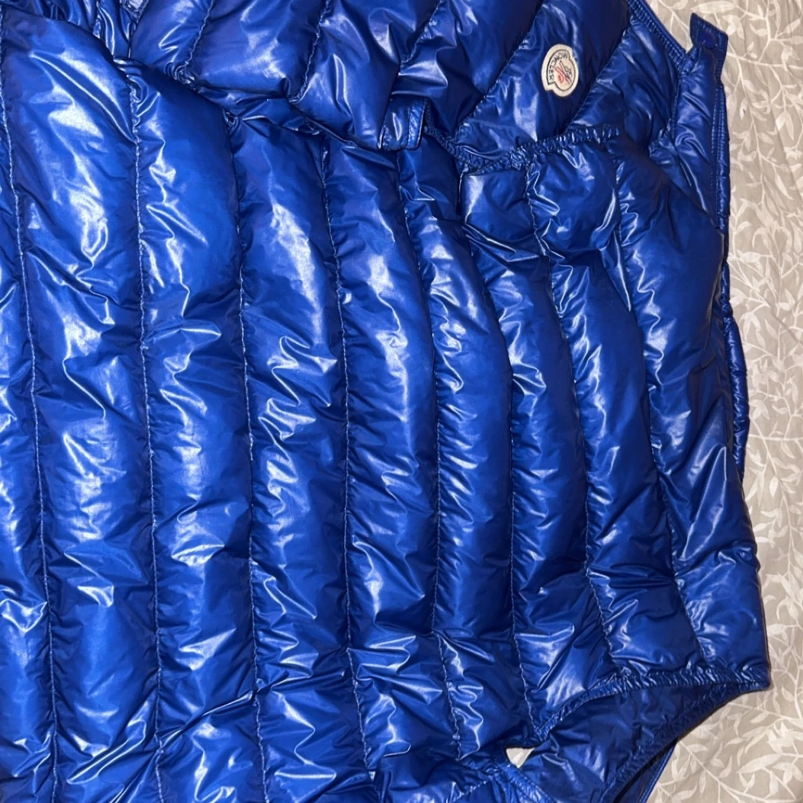 Blå dunväst från Moncler - 4