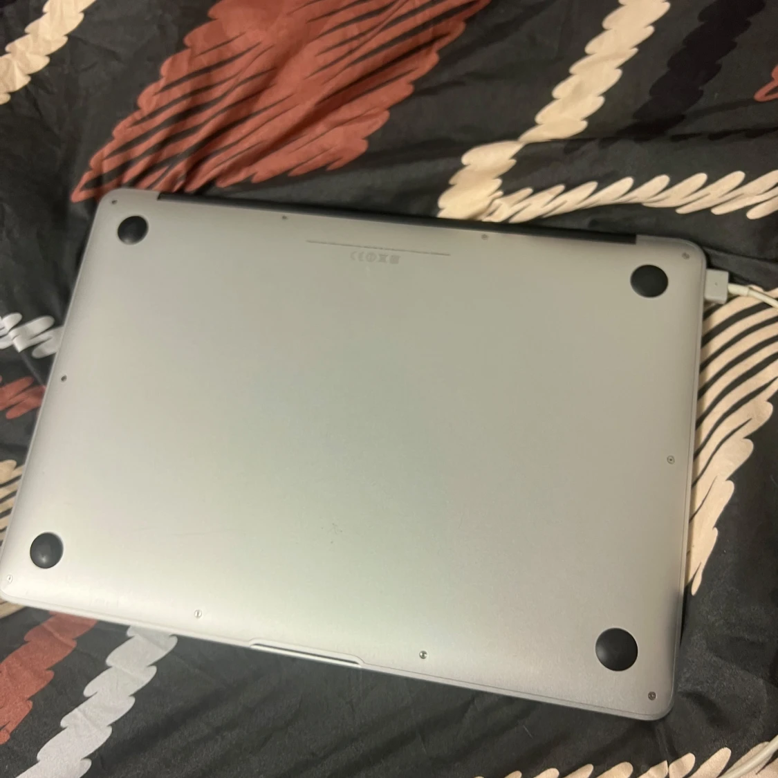 MacBook Air 13-inch (Early 2014) - 2