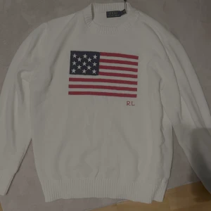 Vit usa flagga tröja  Ralph Lauren - För stor för mig 