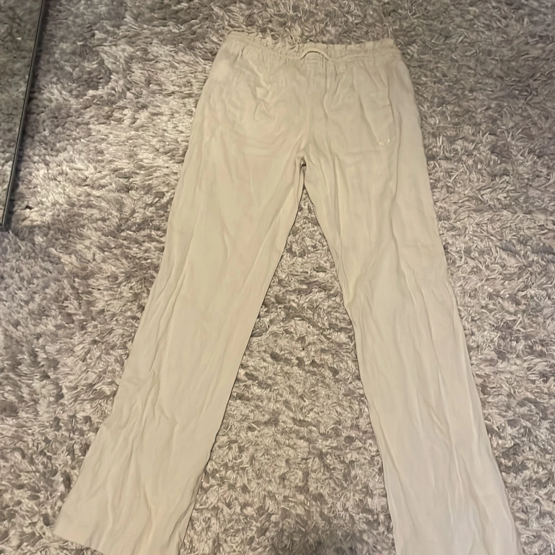 Beiga linnebyxor från Roxy med snörning - 1