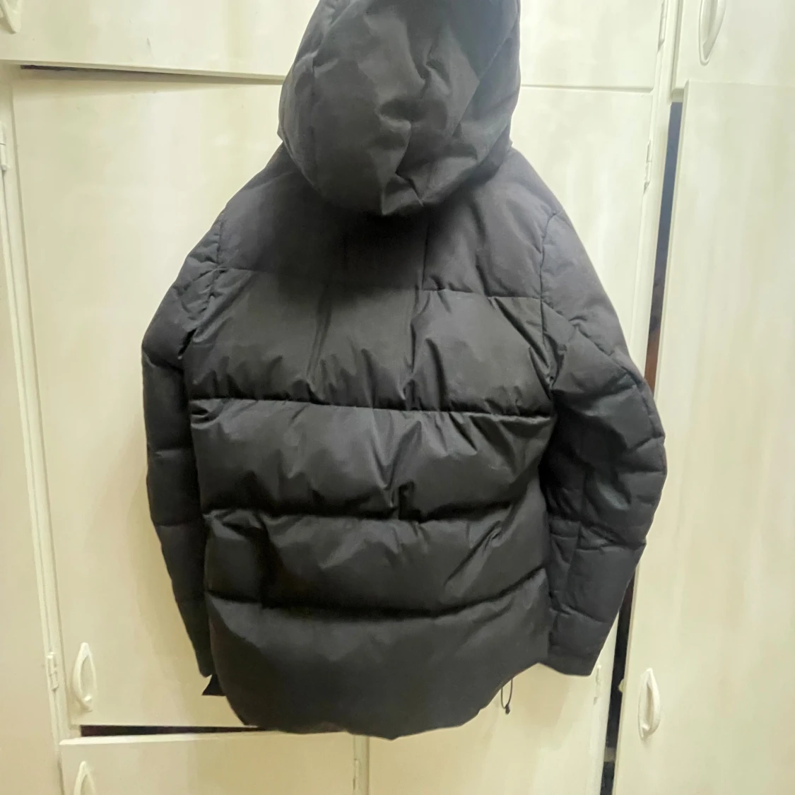 Svart pufferjacka från Sail Racing - 3