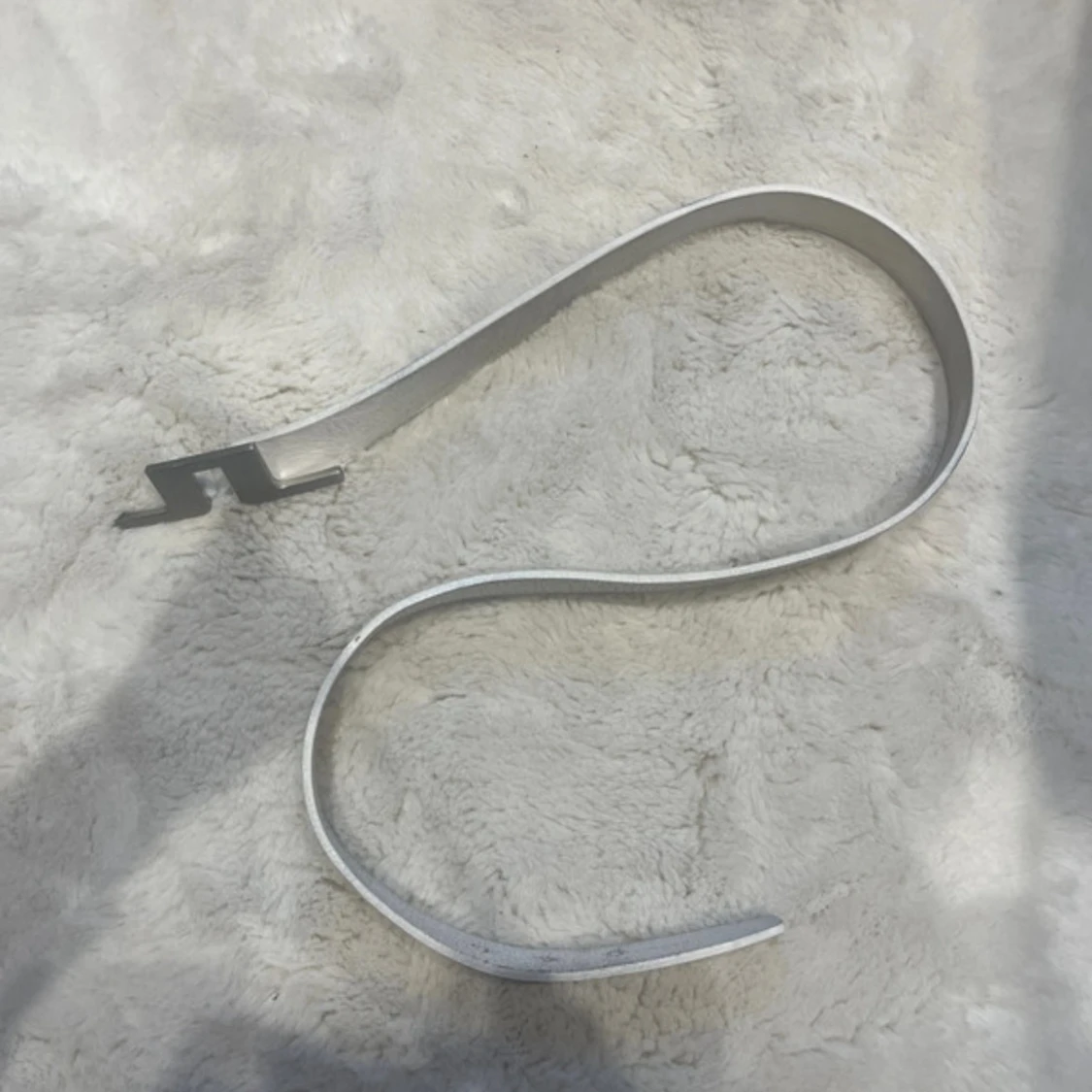 Vit bälte från J.lindberg. - 1