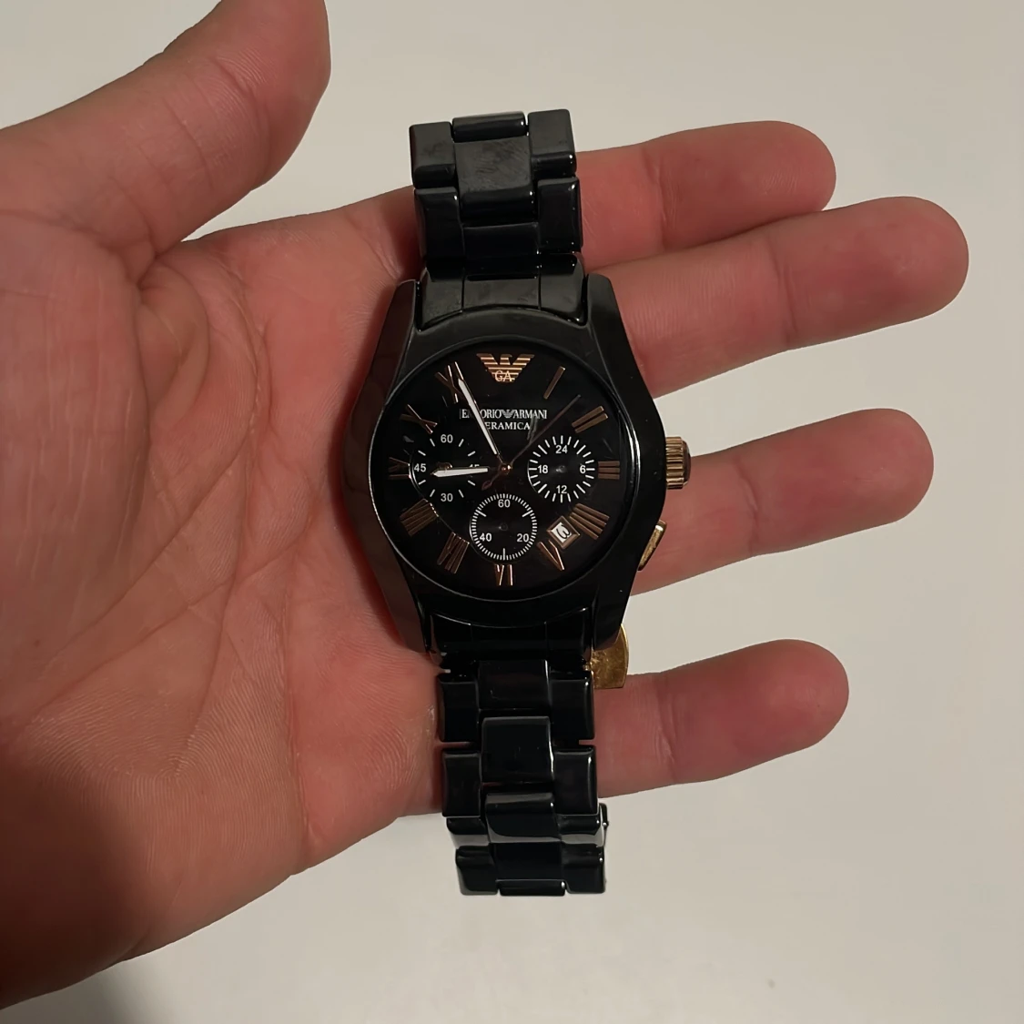 Svart och guld klocka Emporio Armani